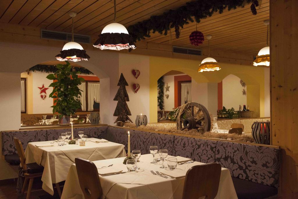 Hotel Casa Alpina - Alpin Haus Selva di Val Gardena Exterior photo