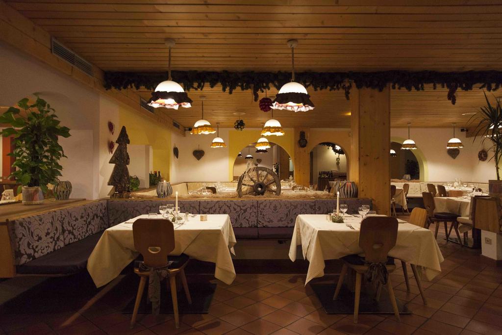 Hotel Casa Alpina - Alpin Haus Selva di Val Gardena Exterior photo