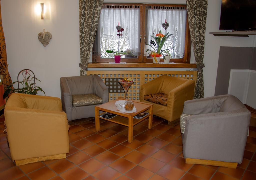 Hotel Casa Alpina - Alpin Haus Selva di Val Gardena Exterior photo